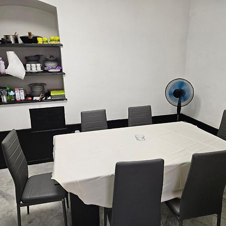 Casa Regis - Free Parking Hotel Genova Kültér fotó