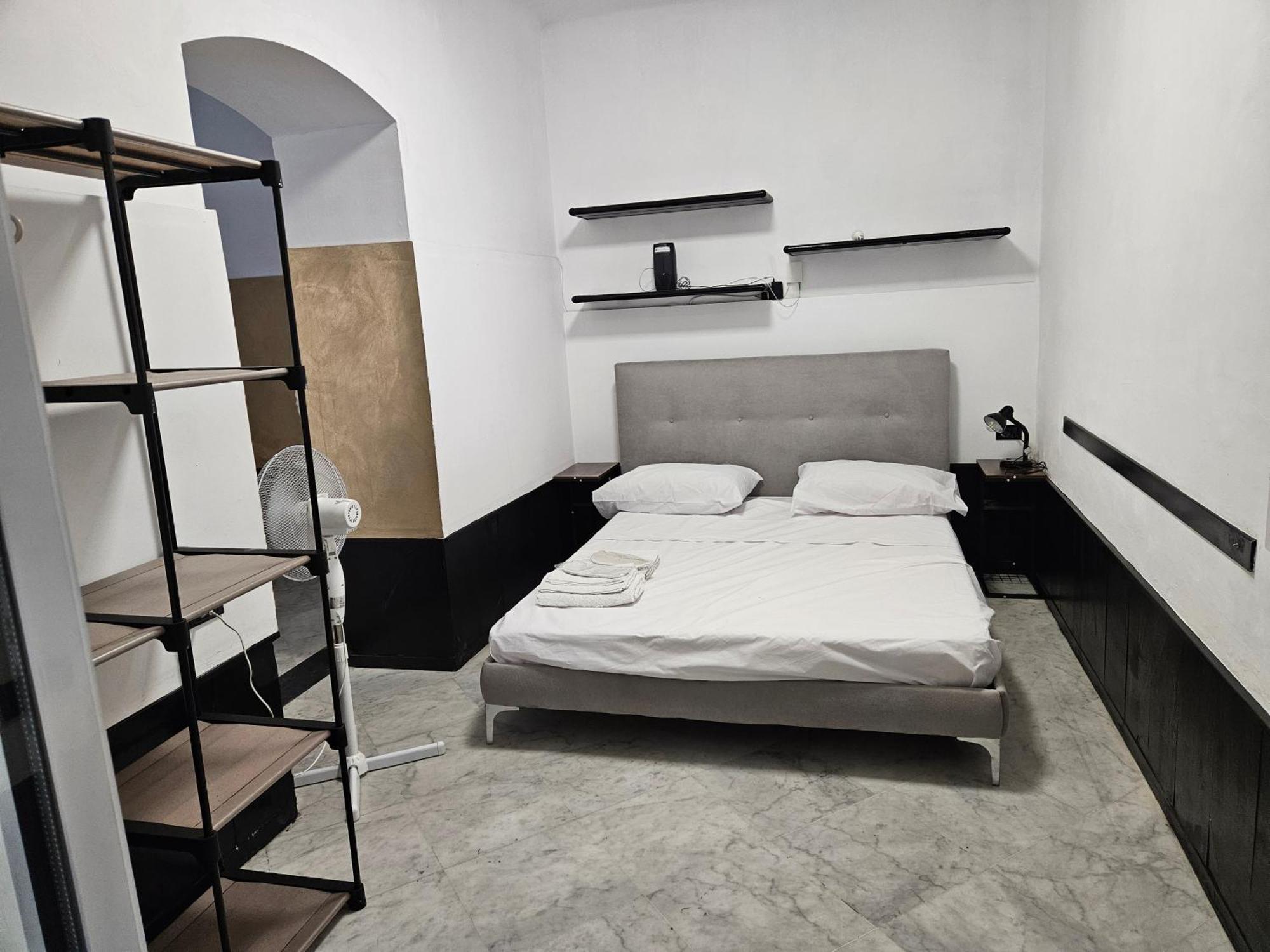 Casa Regis - Free Parking Hotel Genova Kültér fotó